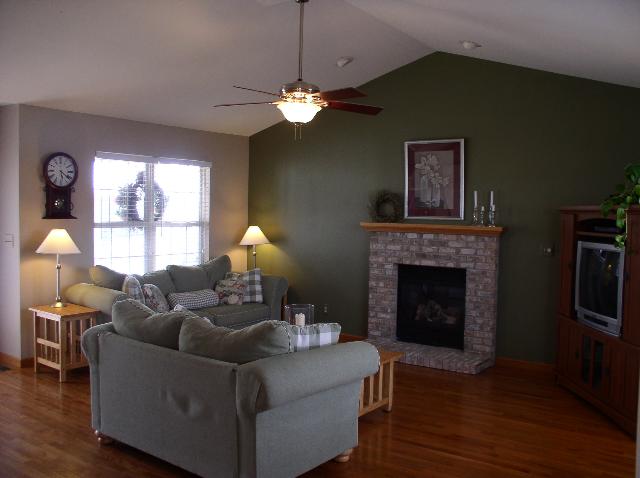 400 Bittersweet Avenue Metamora, IL 61548 - Photo 4 of 9