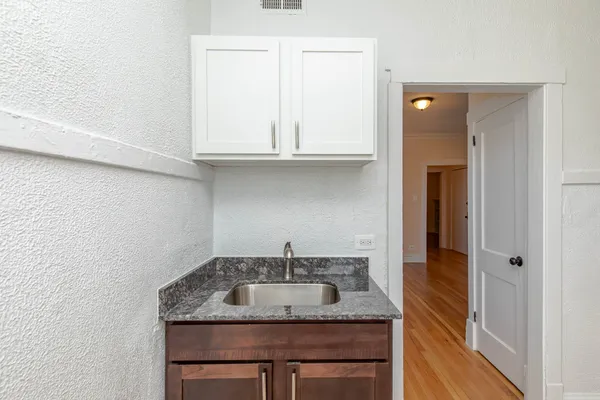 a close view of sink and tap