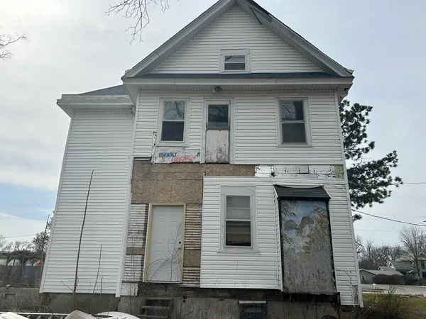 $114,500 | 505 South Main Street, Tuscola, IL 61953