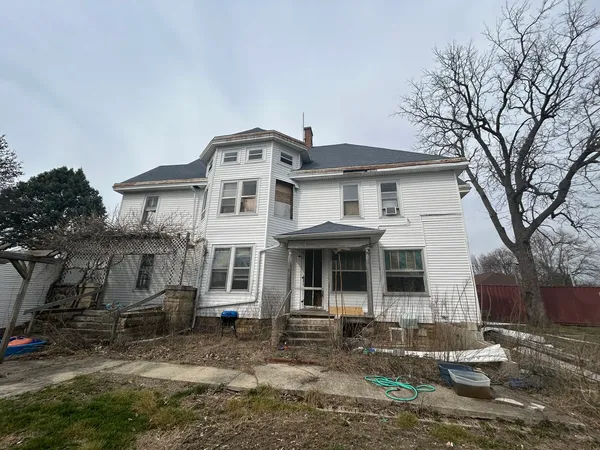$114,500 | 505 South Main Street, Tuscola, IL 61953