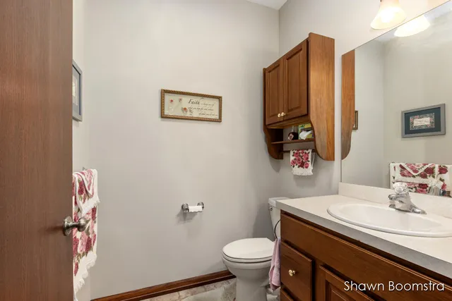 $409,900 | 8105 Amber Crest Drive Southwest, Byron Center, MI 49315