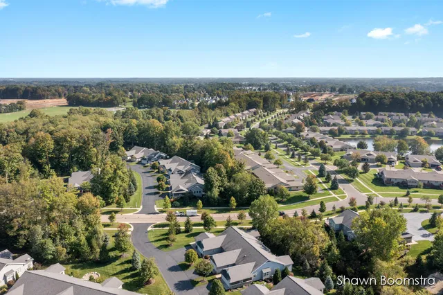 $409,900 | 8105 Amber Crest Drive Southwest, Byron Center, MI 49315