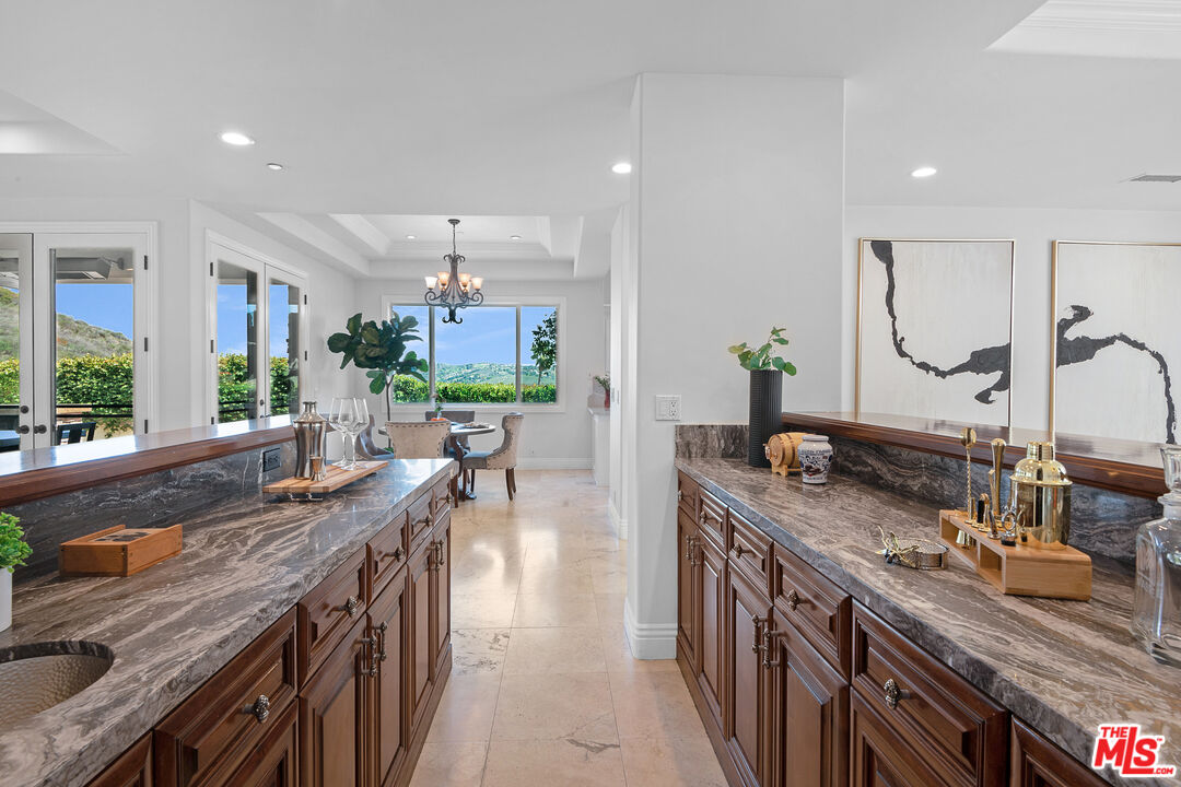 23575 Parksouth Street Calabasas, CA 91302 - Photo 13 of 75