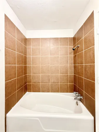 $900 | 1141 North Durham Drive, Unit 10, Houston, TX 77008