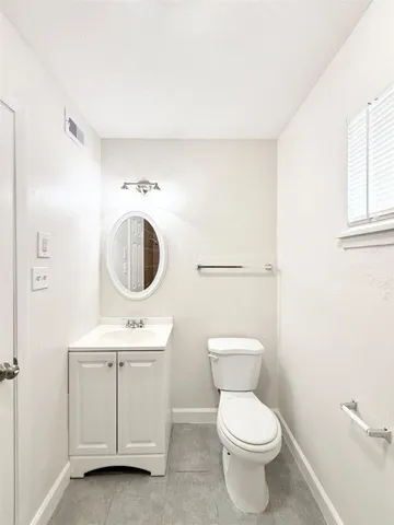 $975 | 1141 North Durham Drive, Unit 10, Houston, TX 77008