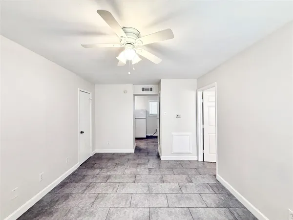 $900 | 1141 North Durham Drive, Unit 10, Houston, TX 77008