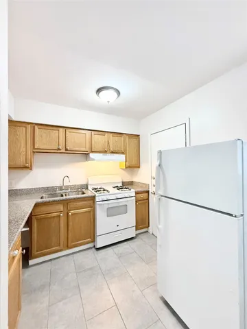 $975 | 1141 North Durham Drive, Unit 10, Houston, TX 77008