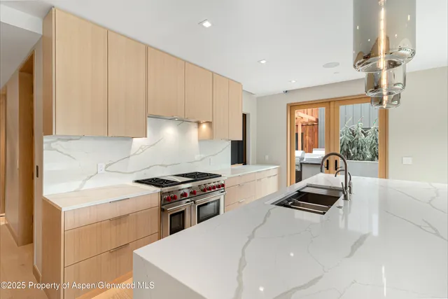 $3,550,000 | 155 Lakeview Drive, Basalt, CO 81621