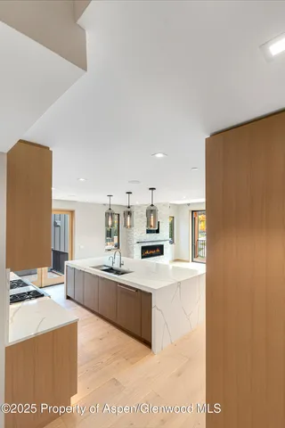 $3,550,000 | 155 Lakeview Drive, Basalt, CO 81621