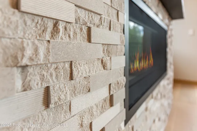 $3,550,000 | 155 Lakeview Drive, Basalt, CO 81621