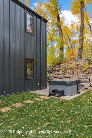 $3,550,000 | 155 Lakeview Drive, Basalt, CO 81621