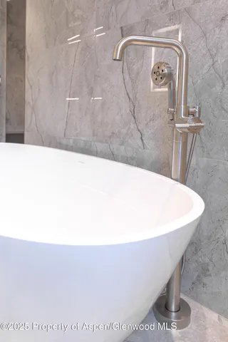 $3,550,000 | 155 Lakeview Drive, Basalt, CO 81621