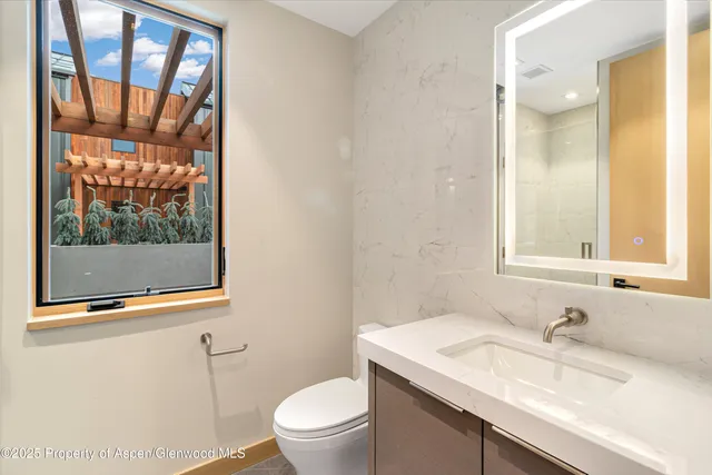 $3,550,000 | 155 Lakeview Drive, Basalt, CO 81621