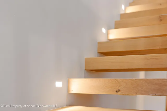 $3,550,000 | 155 Lakeview Drive, Basalt, CO 81621