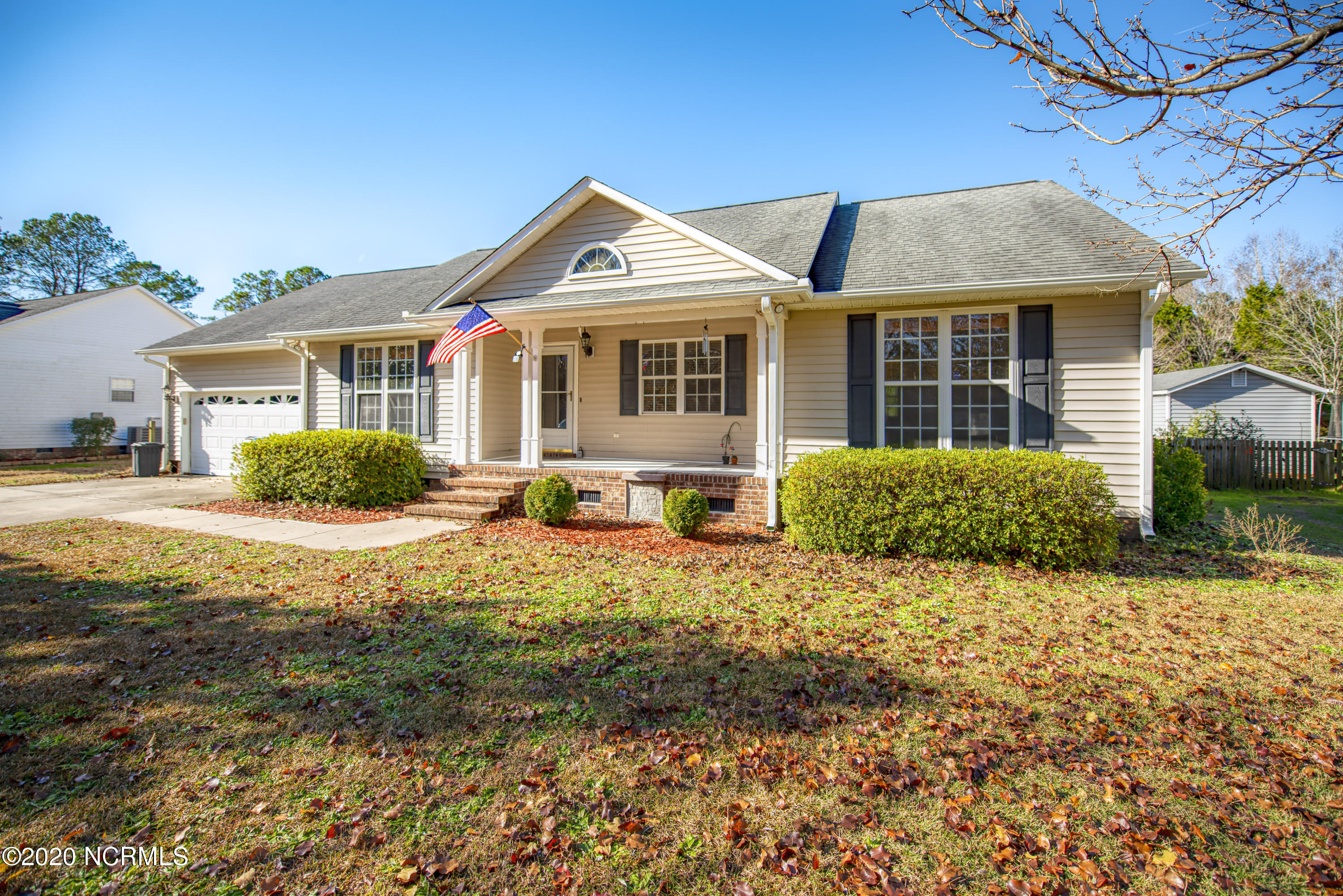 175 Goose Creek Road New Bern, NC 28562 - Photo 1 of 25 Front