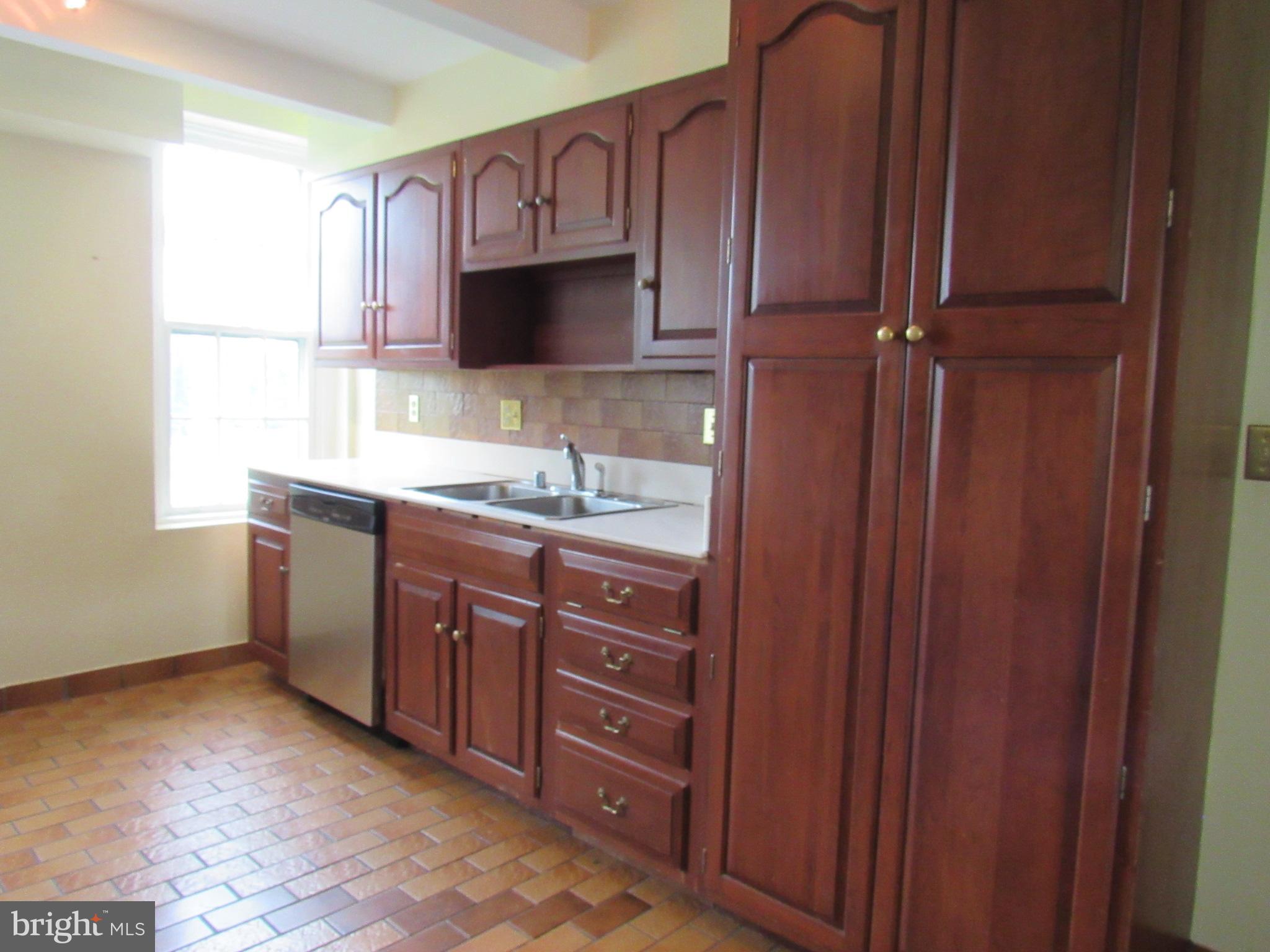 1761 Severn Chapel Road Crownsville, MD 21032 - Photo 14 of 30 Kitchen