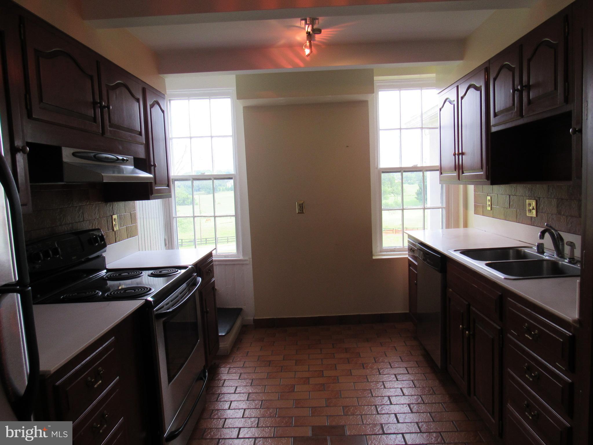 1761 Severn Chapel Road Crownsville, MD 21032 - Photo 15 of 30 Kitchen