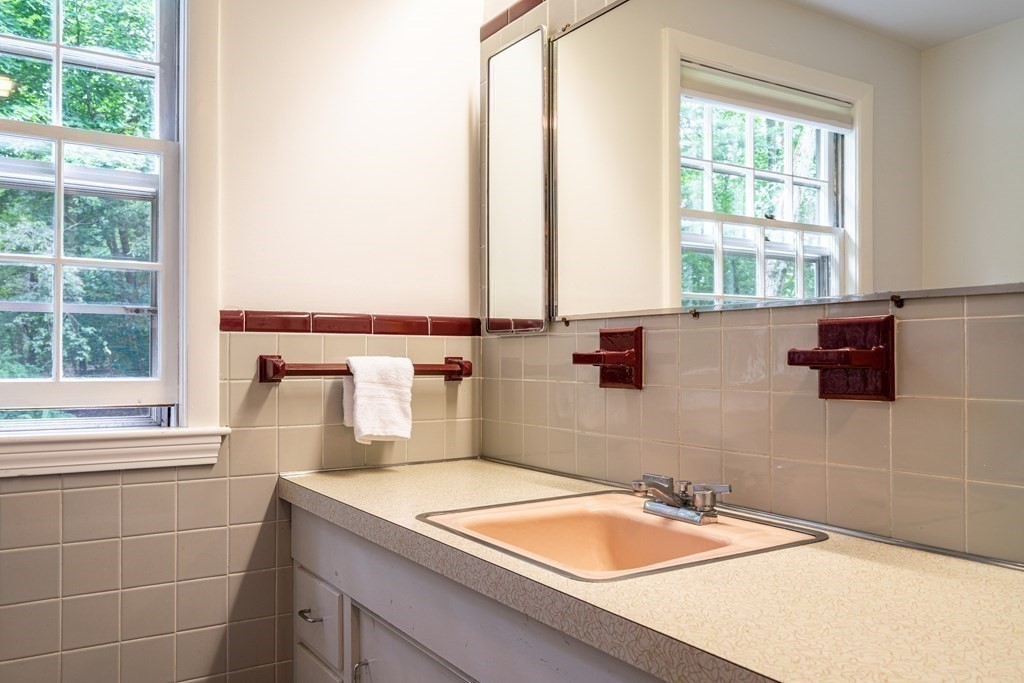 6 Wingate Road Lexington, MA 02421 - Photo 21 of 33