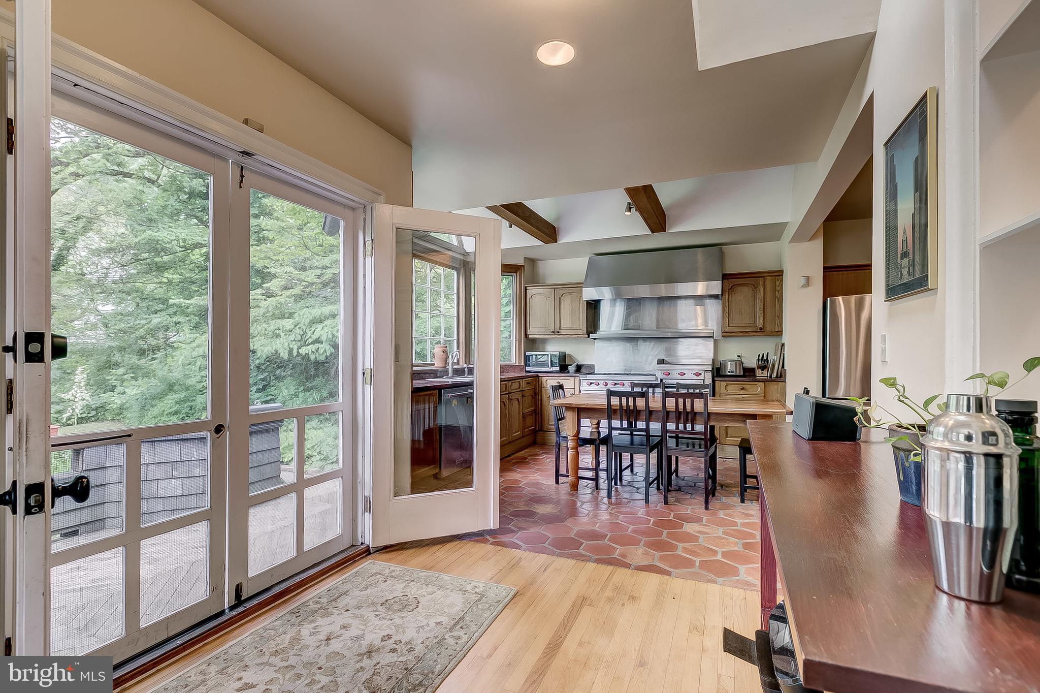 4826 Keswick Road Baltimore, MD 21210 - Photo 21 of 61 Kitchen/Breakfast Room area