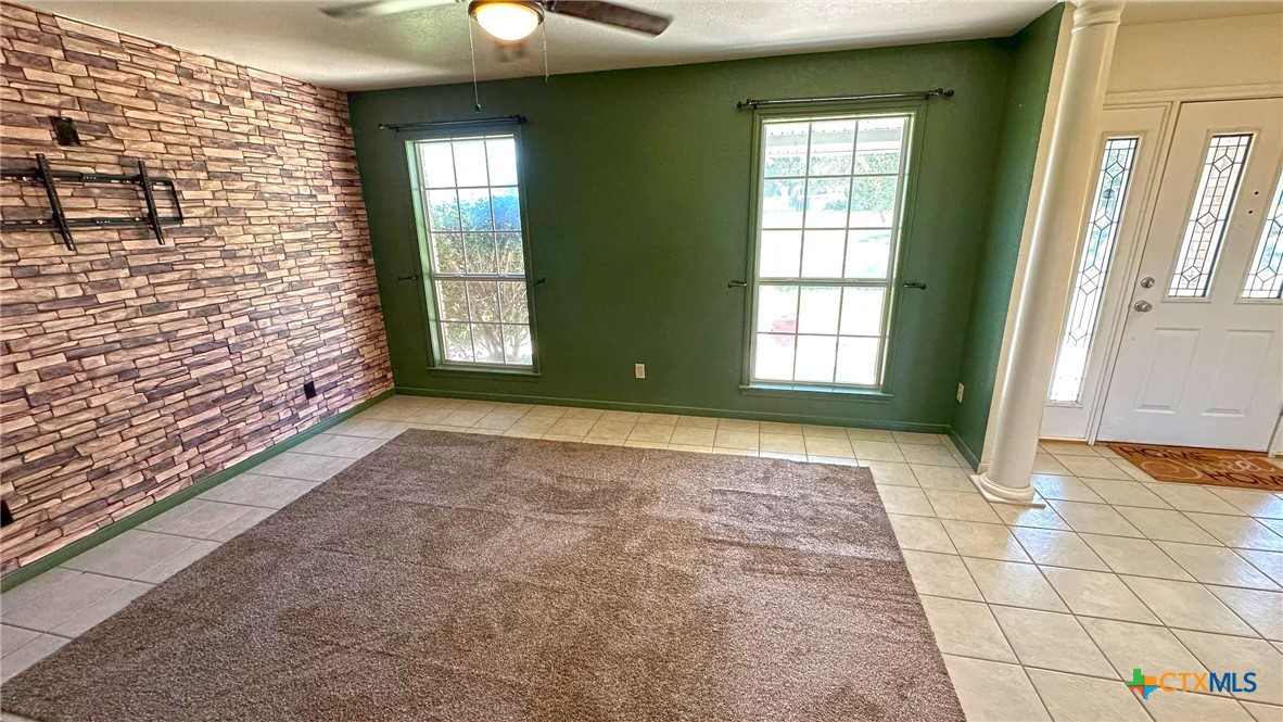 729 Armadillo Lane Kempner, TX 76539 - Photo 15 of 45 a view of an empty room and window