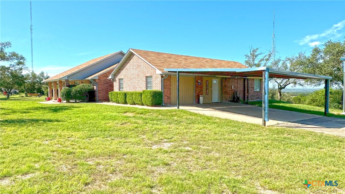 729 Armadillo Lane Kempner, TX 76539 - Photo 2 of 45 a house view with a garden space
