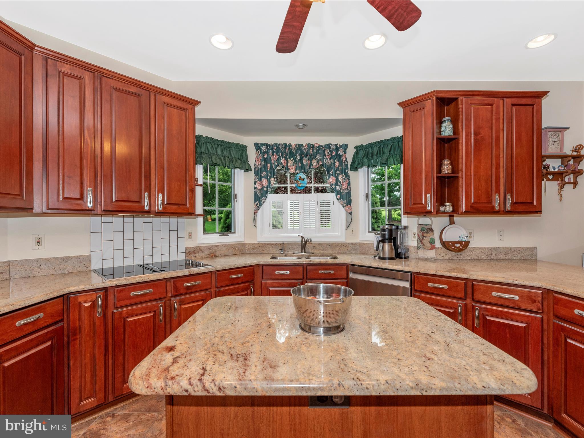 5925 Cabbage Spring Road Mount Airy, MD 21771 - Photo 15 of 66 Kitchen