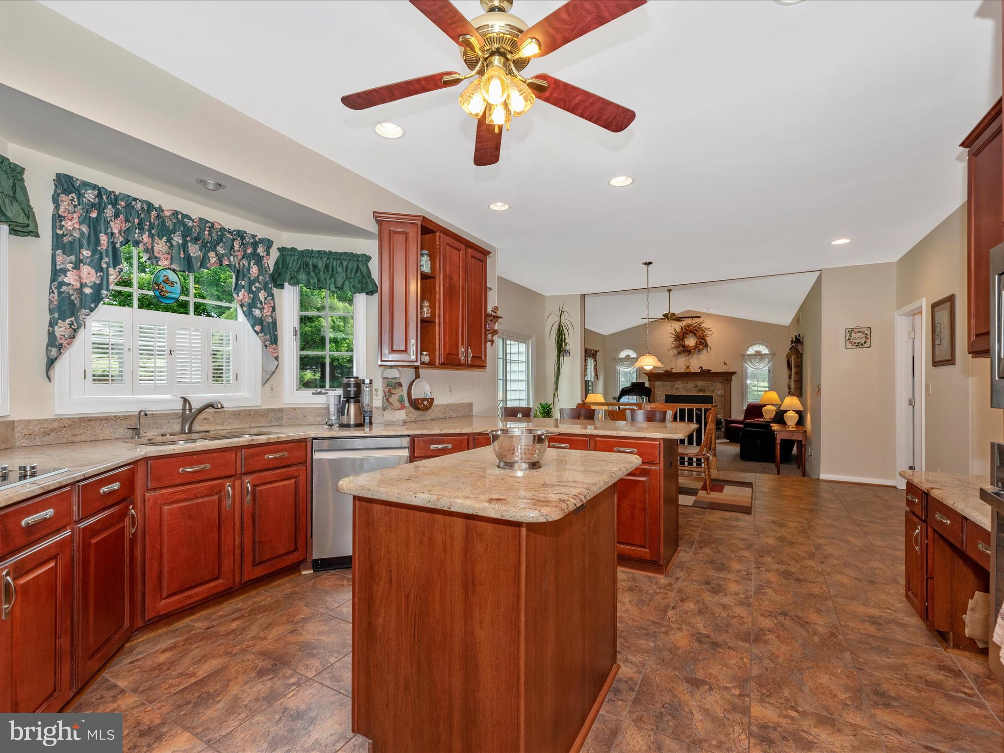 5925 Cabbage Spring Road Mount Airy, MD 21771 - Photo 18 of 66 Kitchen