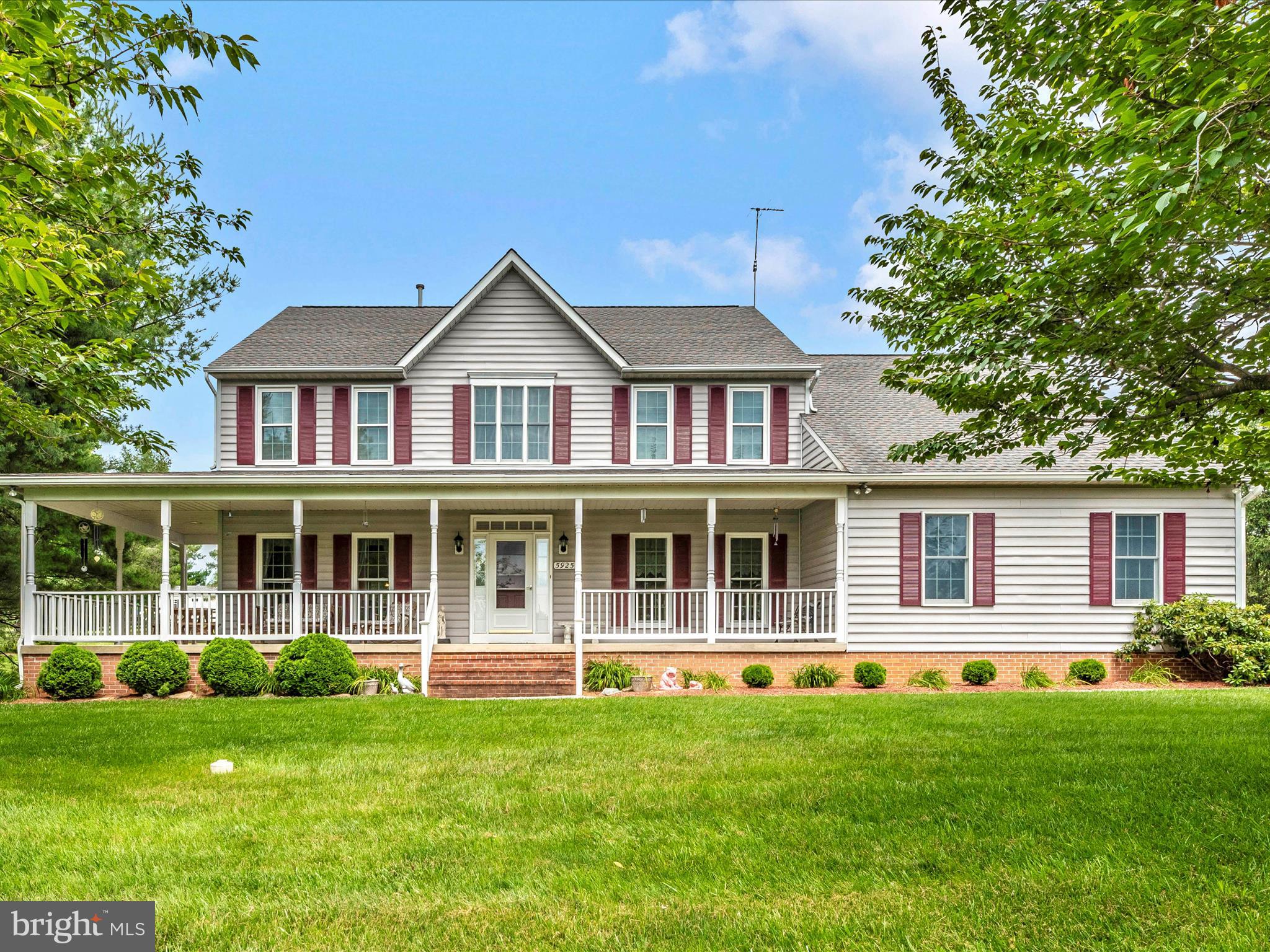 5925 Cabbage Spring Road Mount Airy, MD 21771 - Photo 3 of 66 Exterior Front