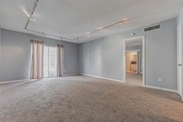 a view of empty room with window