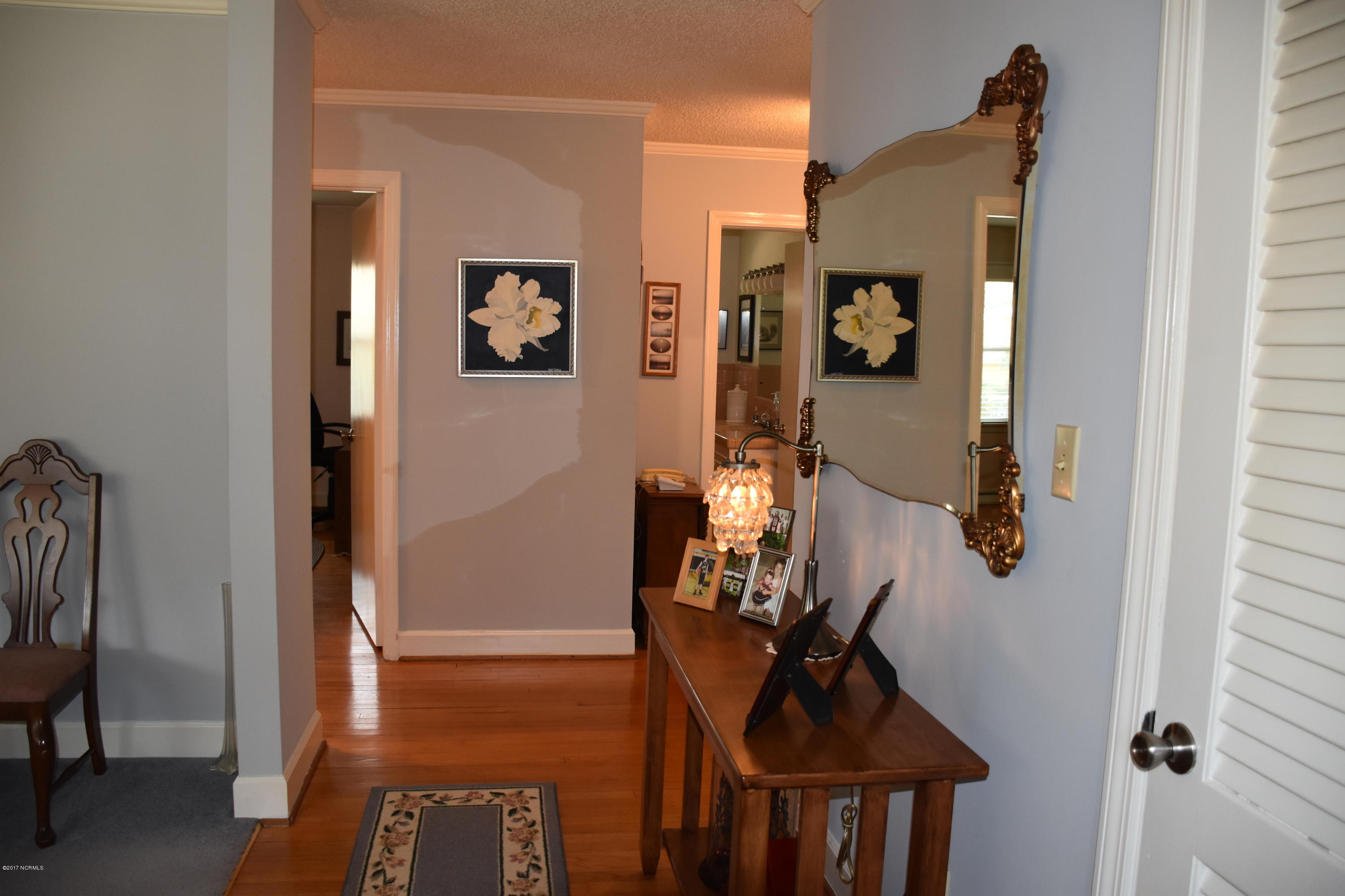 109 Ridgewood Circle Washington, NC 27889 - Photo 20 of 49 Entryway