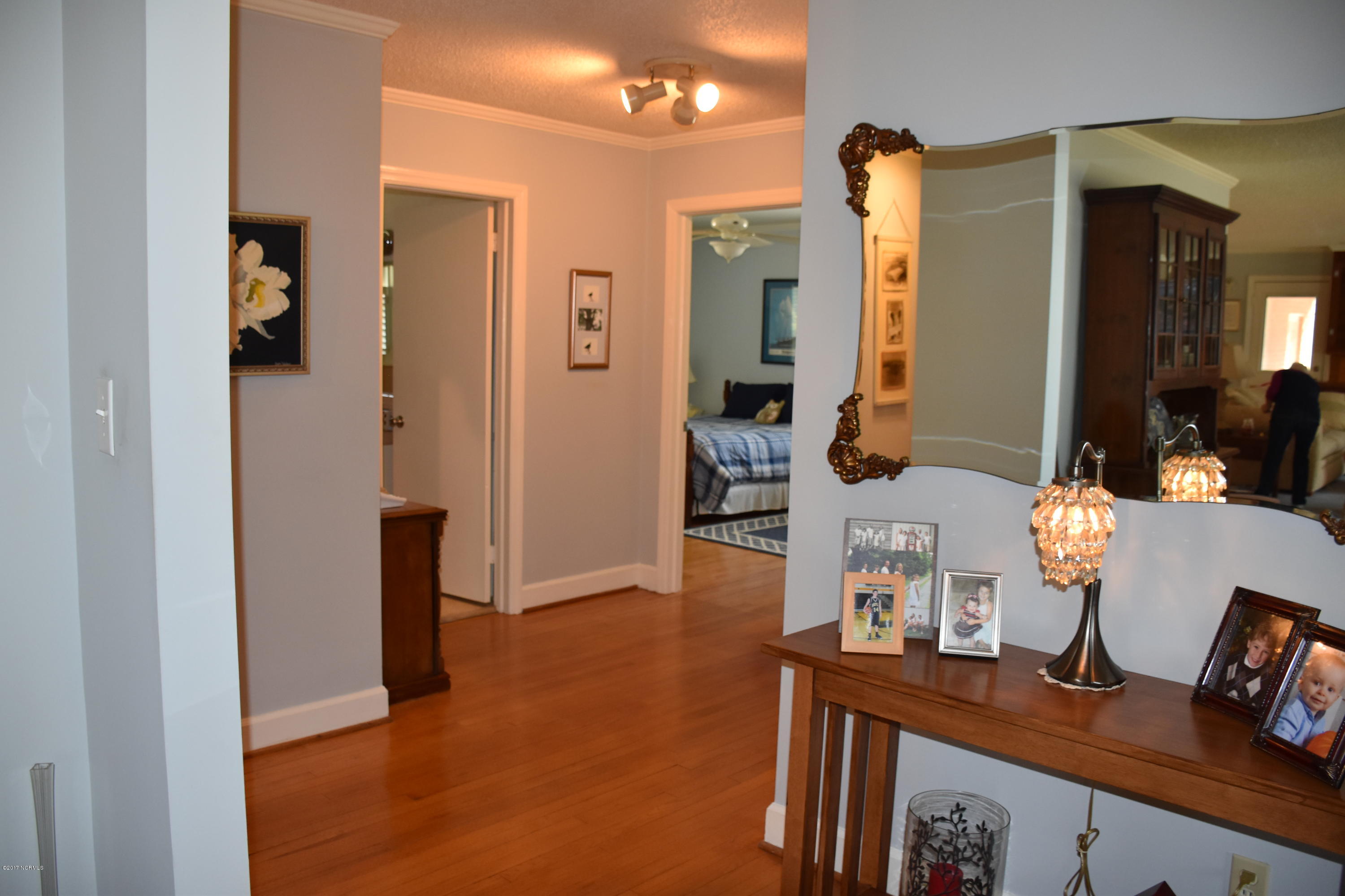 109 Ridgewood Circle Washington, NC 27889 - Photo 21 of 49 Entryway