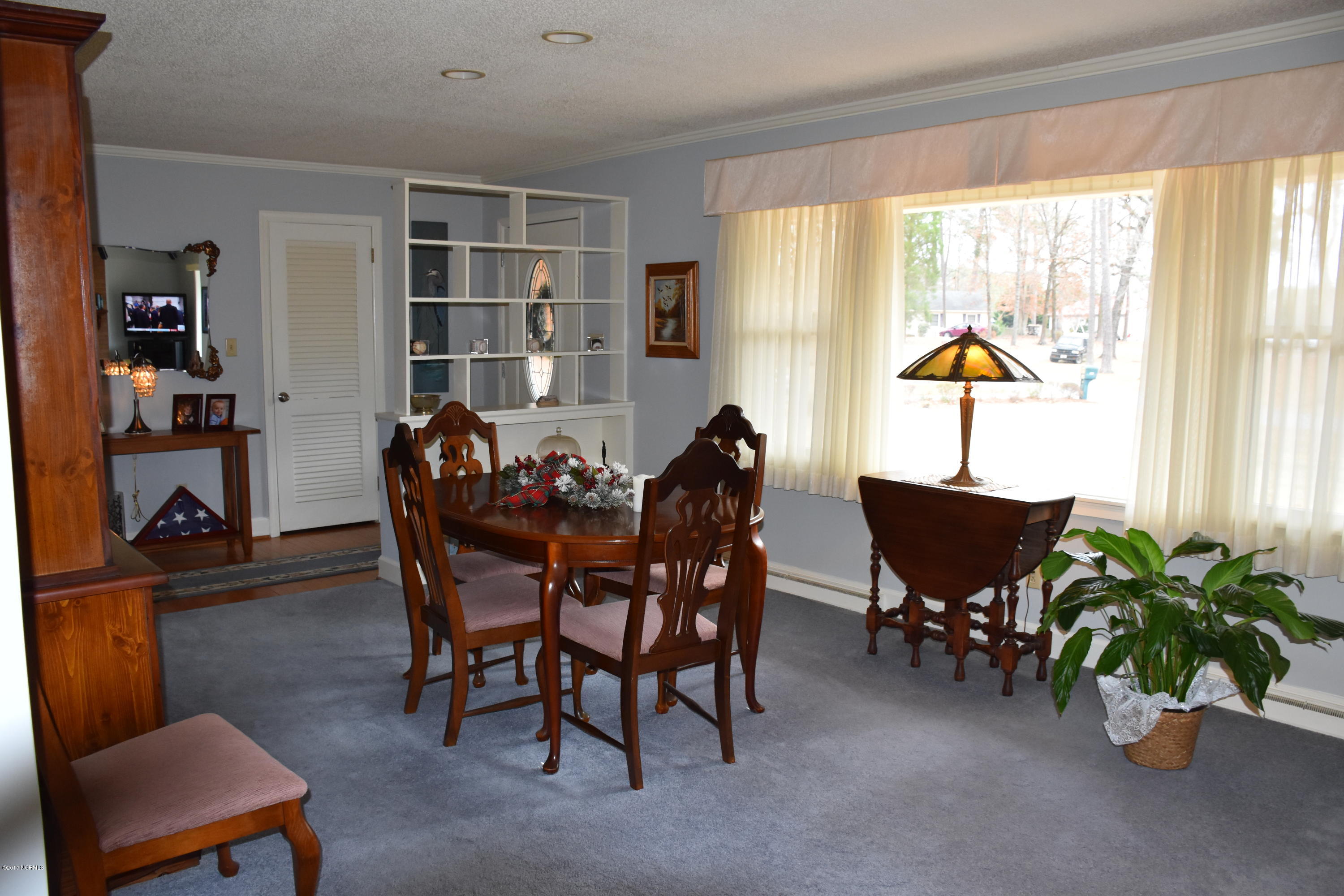 109 Ridgewood Circle Washington, NC 27889 - Photo 28 of 49 Formal Dining Rm
