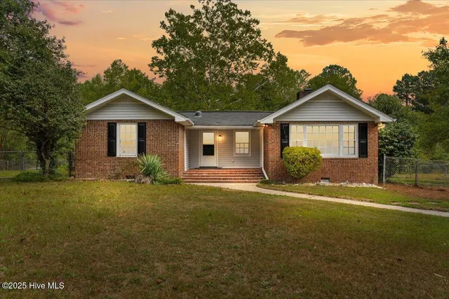 $389,000 | 119 Bluebird Lane, West End, NC 27376