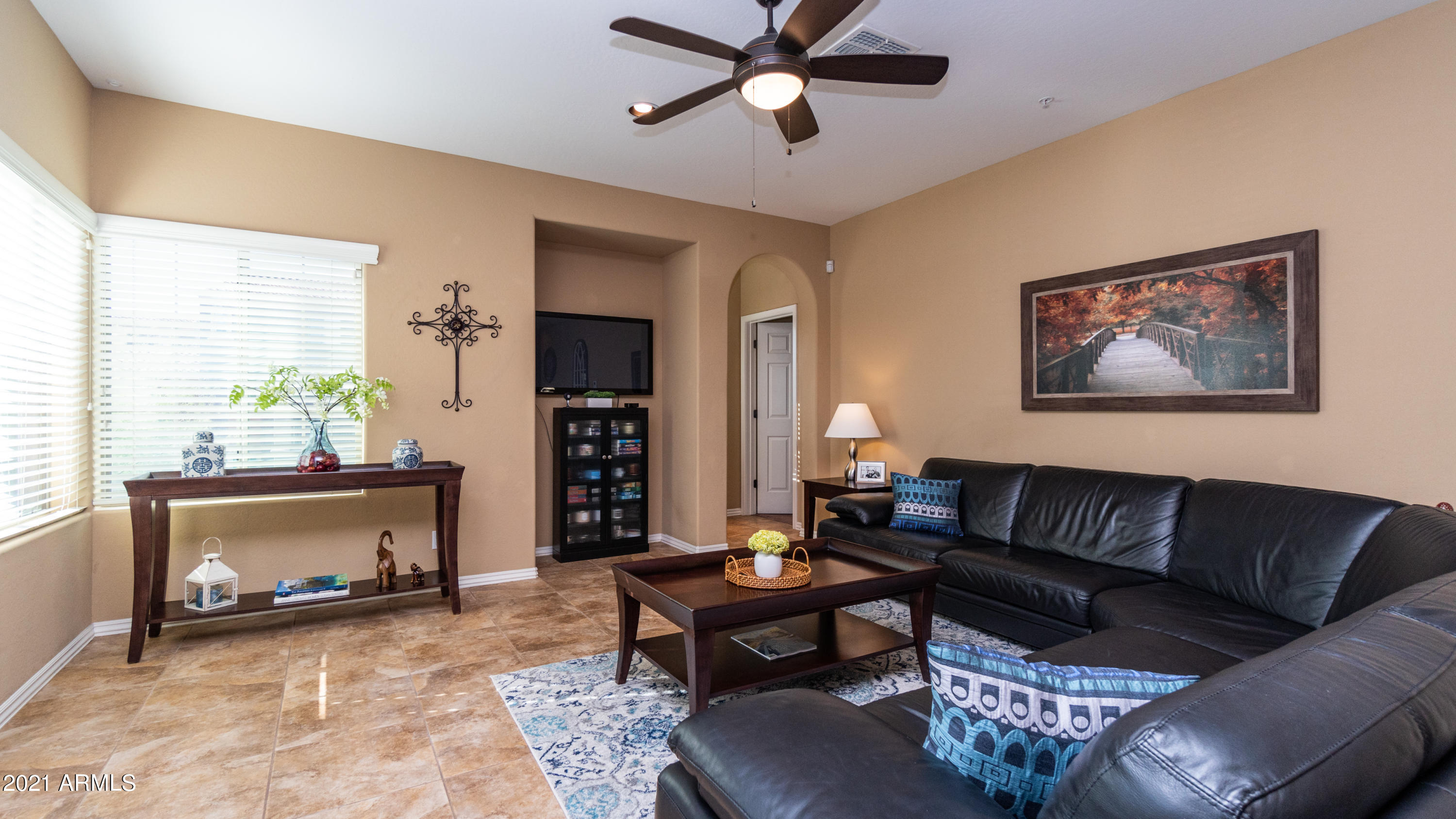 3935 East Rough Rider Road, Unit 1228 Phoenix, AZ 85050 - Photo 16 of 62 3935 E Rough Rider Rd Unit 1228-15