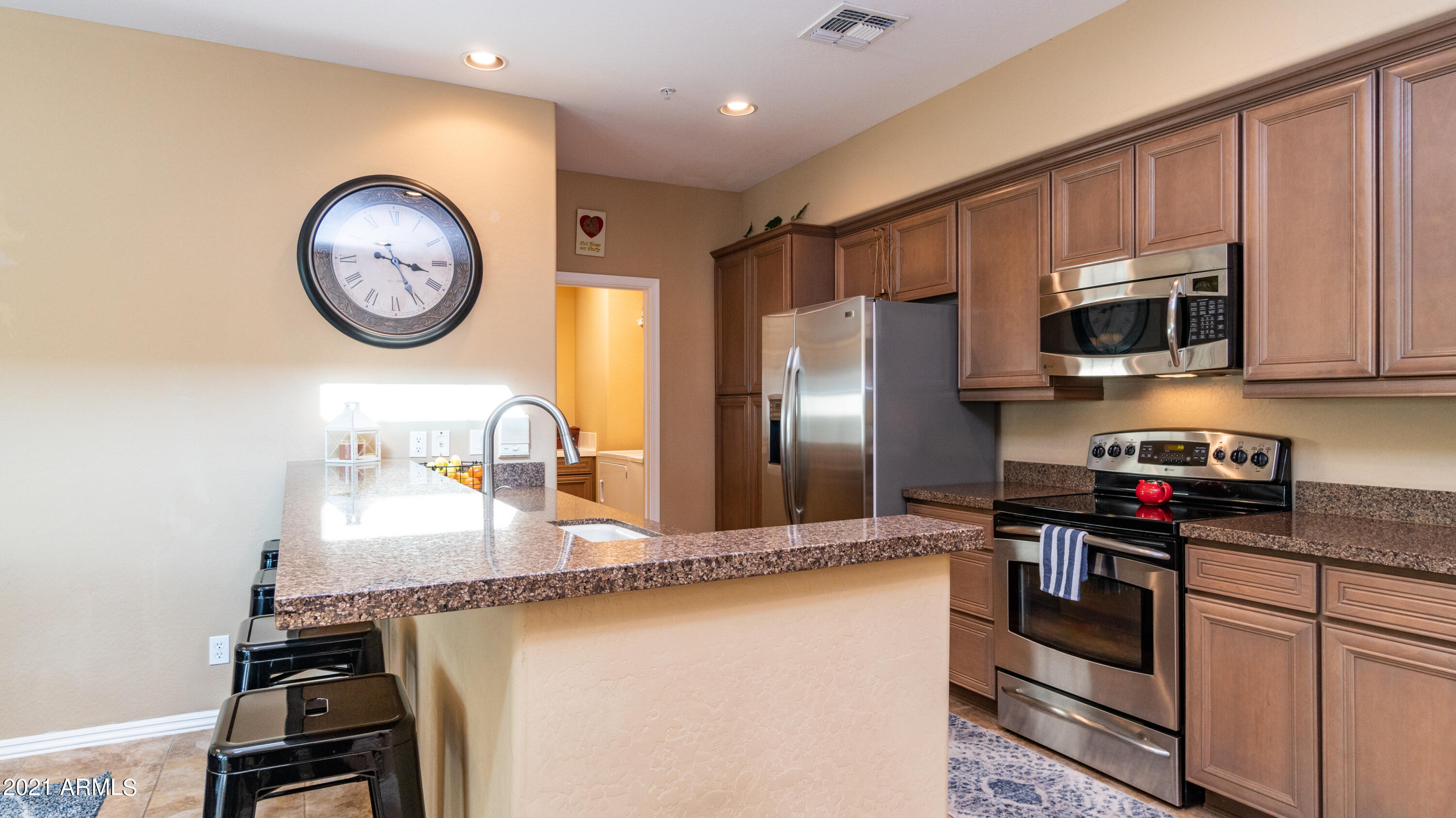 3935 East Rough Rider Road, Unit 1228 Phoenix, AZ 85050 - Photo 23 of 62 Stainless Appliances