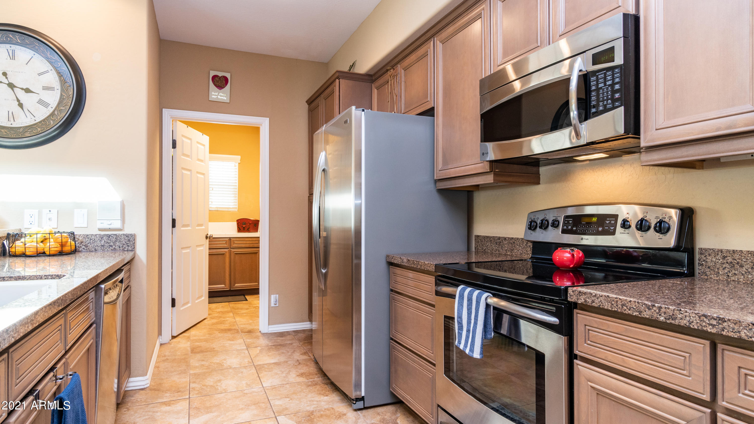 3935 East Rough Rider Road, Unit 1228 Phoenix, AZ 85050 - Photo 25 of 62 3935 E Rough Rider Rd Unit 1228-23