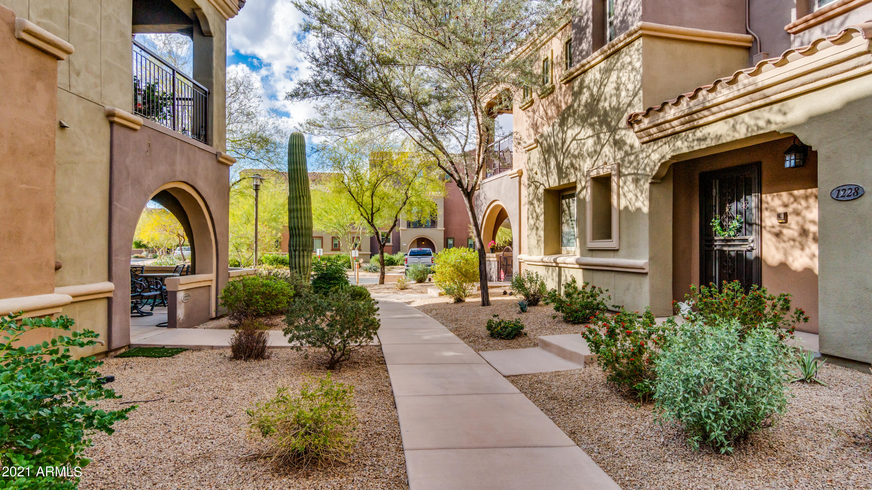 3935 East Rough Rider Road, Unit 1228 Phoenix, AZ 85050 - Photo 4 of 62 3935 E Rough Rider Rd Unit 1228-3