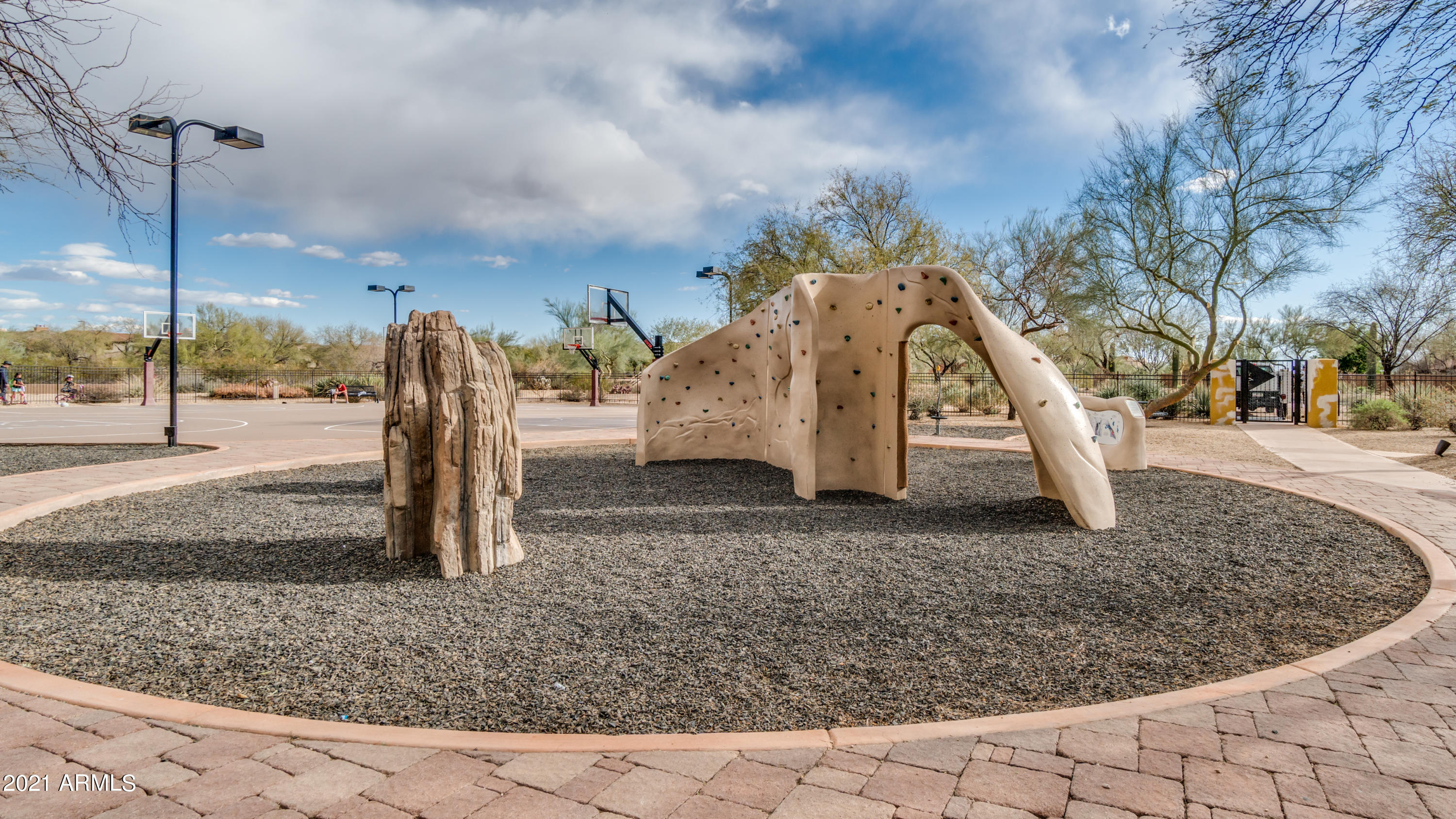 3935 East Rough Rider Road, Unit 1228 Phoenix, AZ 85050 - Photo 58 of 62 3935 E Rough Rider Rd Unit 1228-61