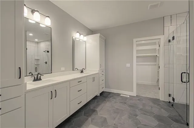 $600,000 | 2316 Larkspur Lane, Kearney, MO 64060