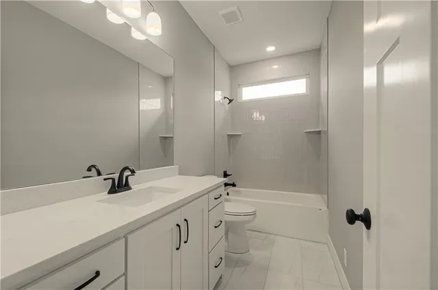 $600,000 | 2316 Larkspur Lane, Kearney, MO 64060