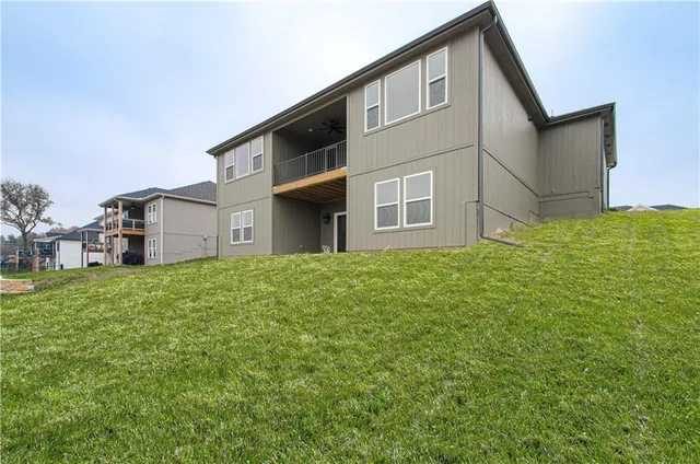 $600,000 | 2316 Larkspur Lane, Kearney, MO 64060