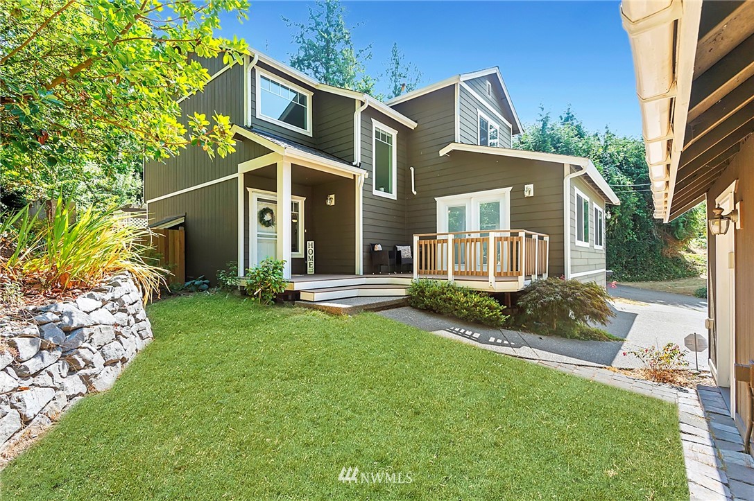 4206 Kelly Road Bremerton, WA 98312 - Photo 1 of 33 Gallery Image 1