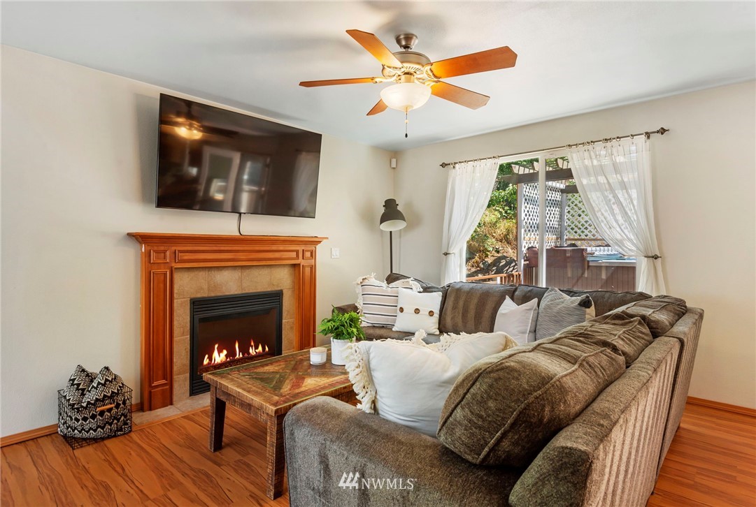 4206 Kelly Road Bremerton, WA 98312 - Photo 5 of 33 Gallery Image 5