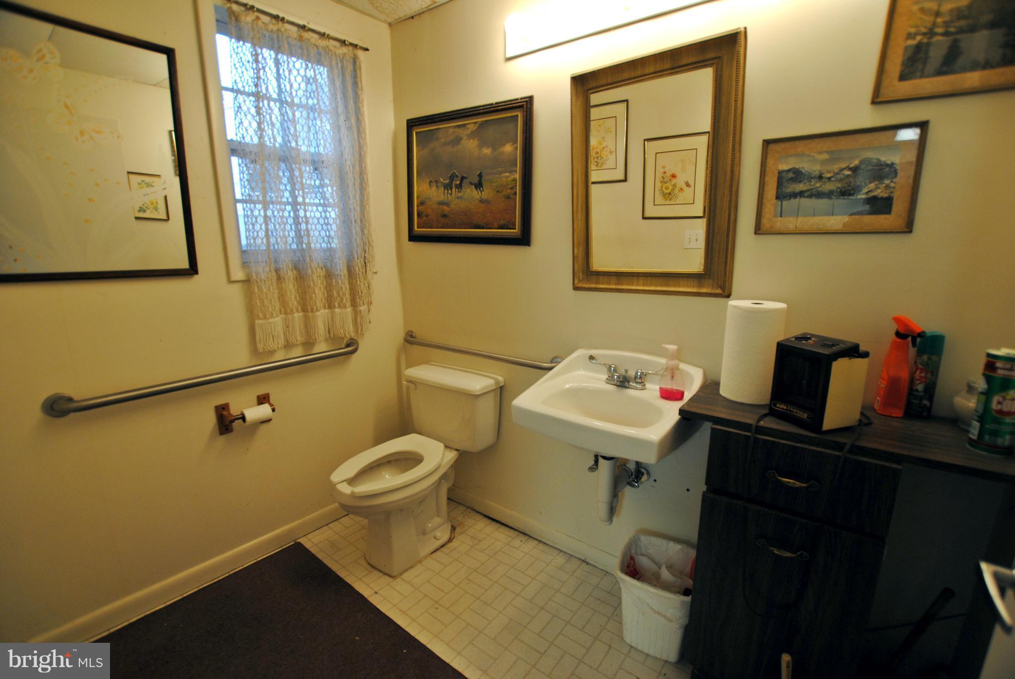 2132 Liberty Road Eldersburg, MD 21784 - Photo 18 of 24 Bath
