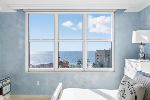 $1,599,000 | 2110 North Ocean Boulevard, Unit 9D, Fort Lauderdale, FL 33305