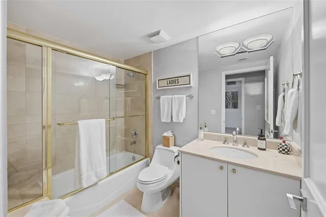 $1,599,000 | 2110 North Ocean Boulevard, Unit 9D, Fort Lauderdale, FL 33305