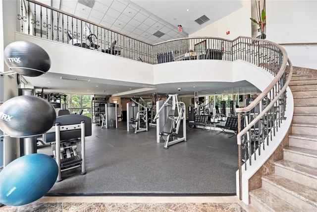 $1,599,000 | 2110 North Ocean Boulevard, Unit 9D, Fort Lauderdale, FL 33305