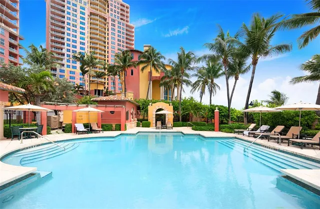 $1,599,000 | 2110 North Ocean Boulevard, Unit 9D, Fort Lauderdale, FL 33305