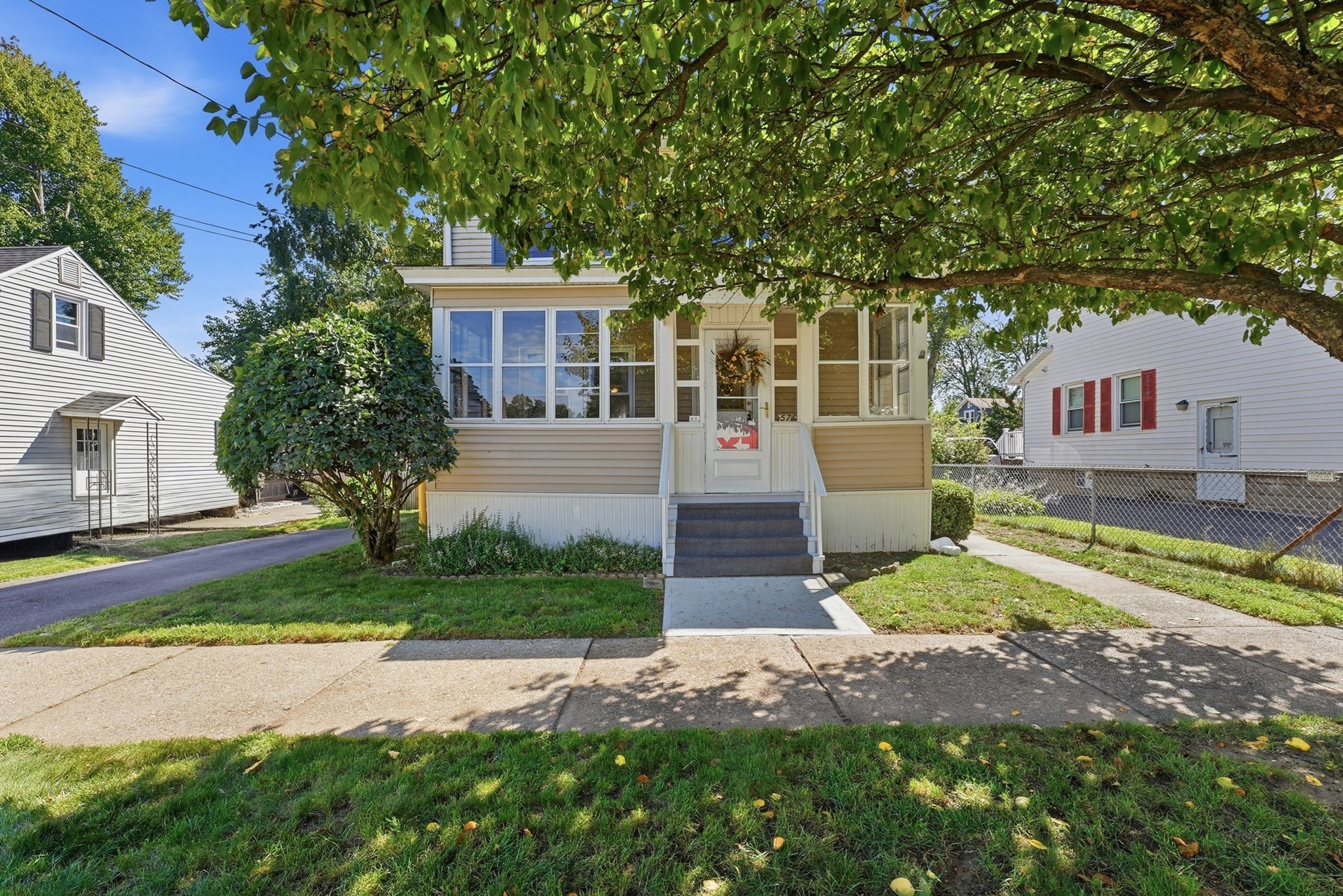 57 Maple Street West Springfield, MA 01089 - Photo 3 of 39 Gallery Image 3
