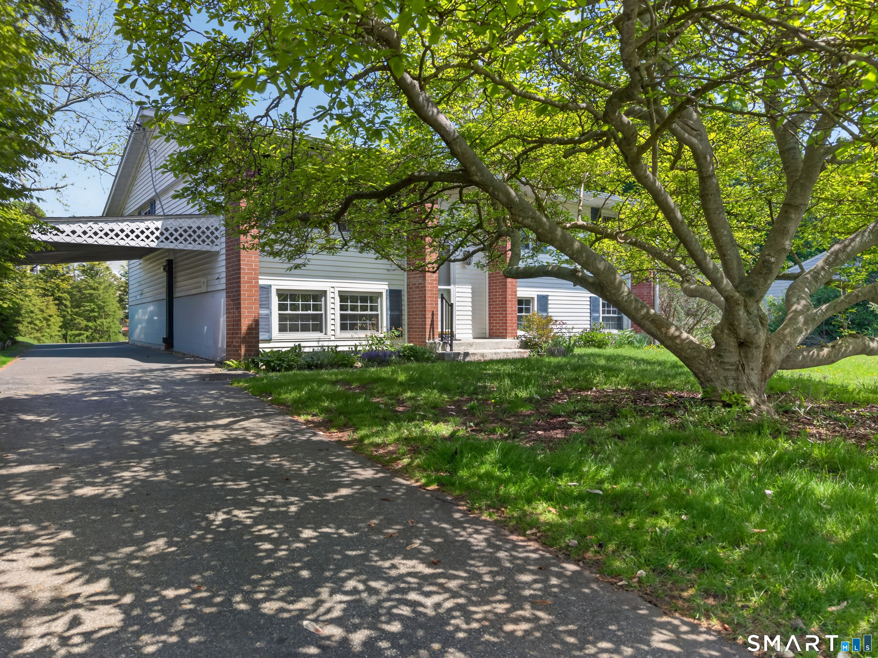 662 Groton Long Point Road Groton, CT 06340 - Photo 3 of 25